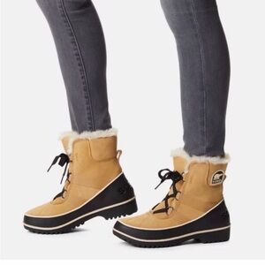 Sorel Tivoli II Winter Boots